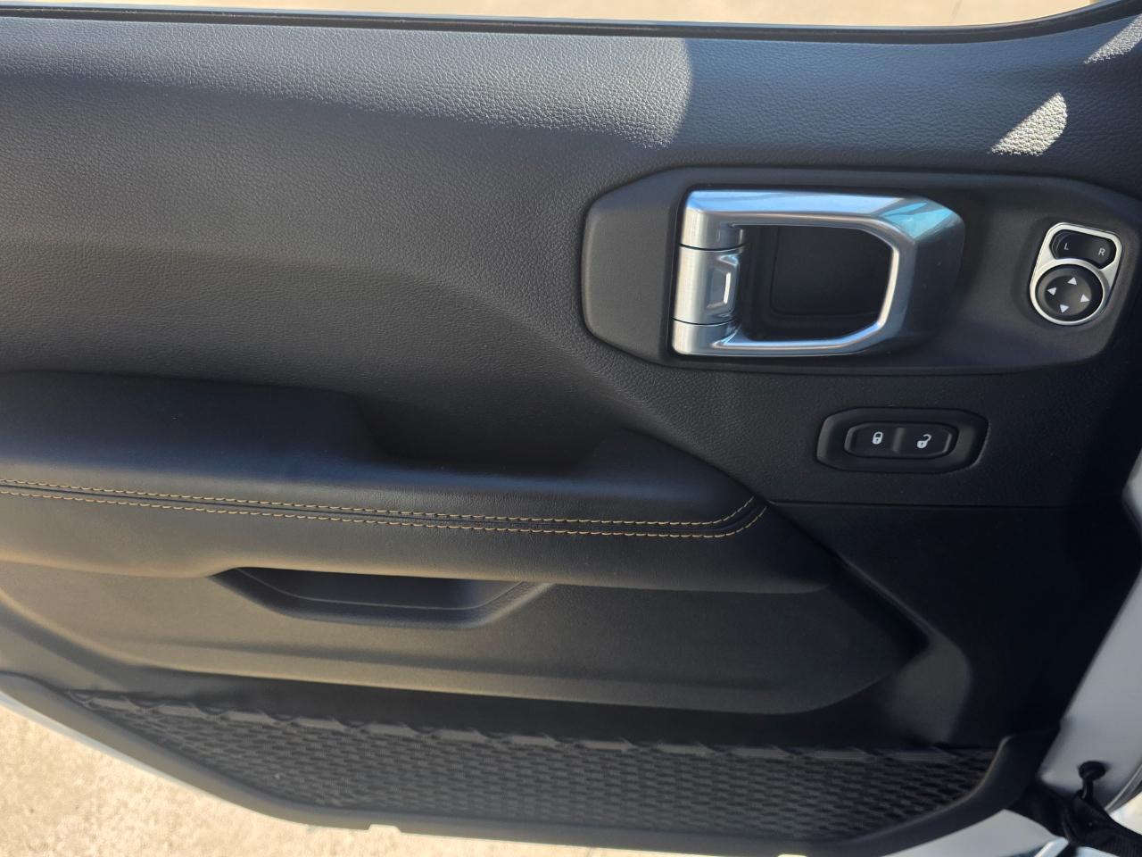 Jeep Wrangler 4xe Sahara 2024