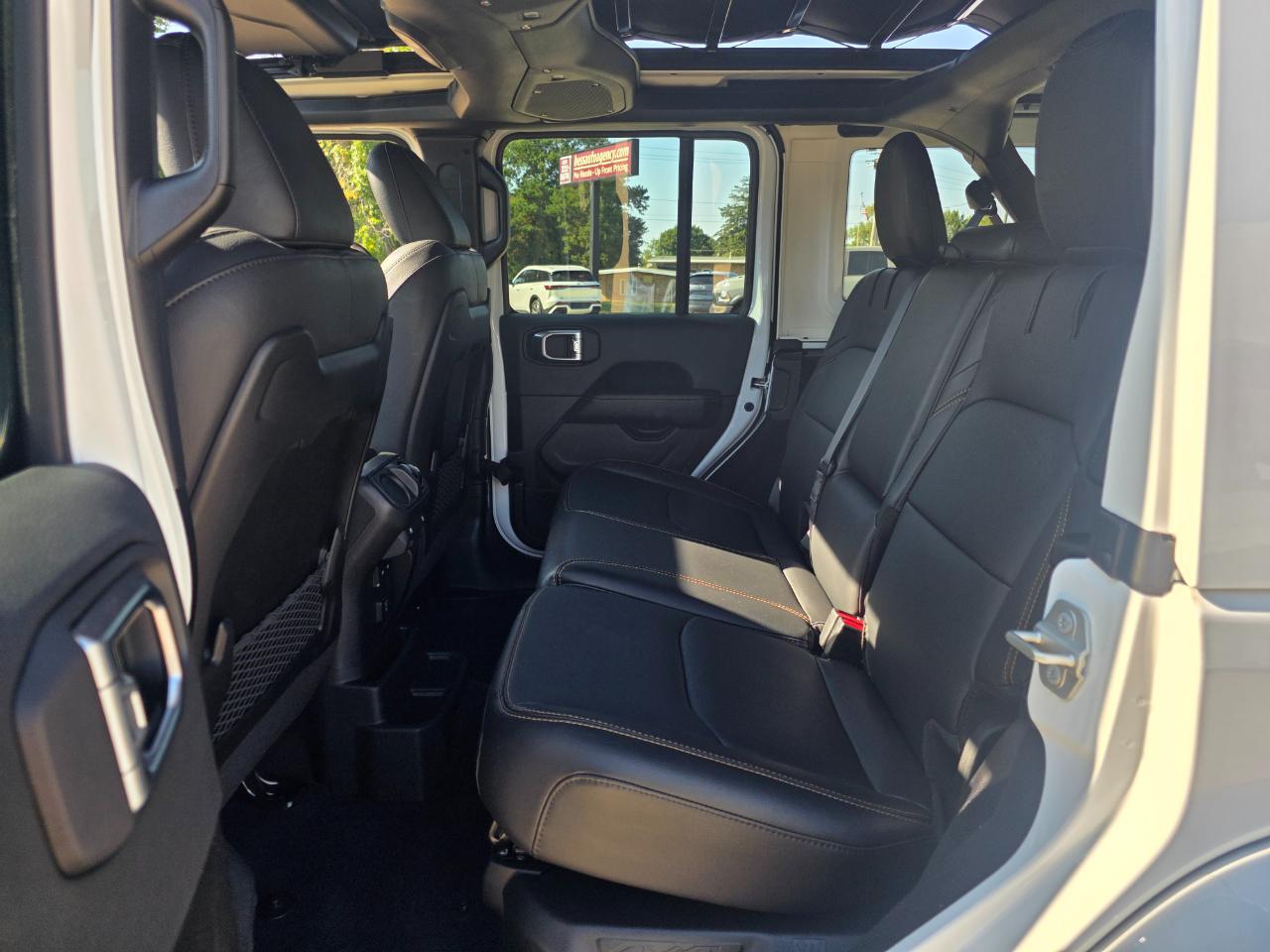 Jeep Wrangler 4xe Sahara 2024