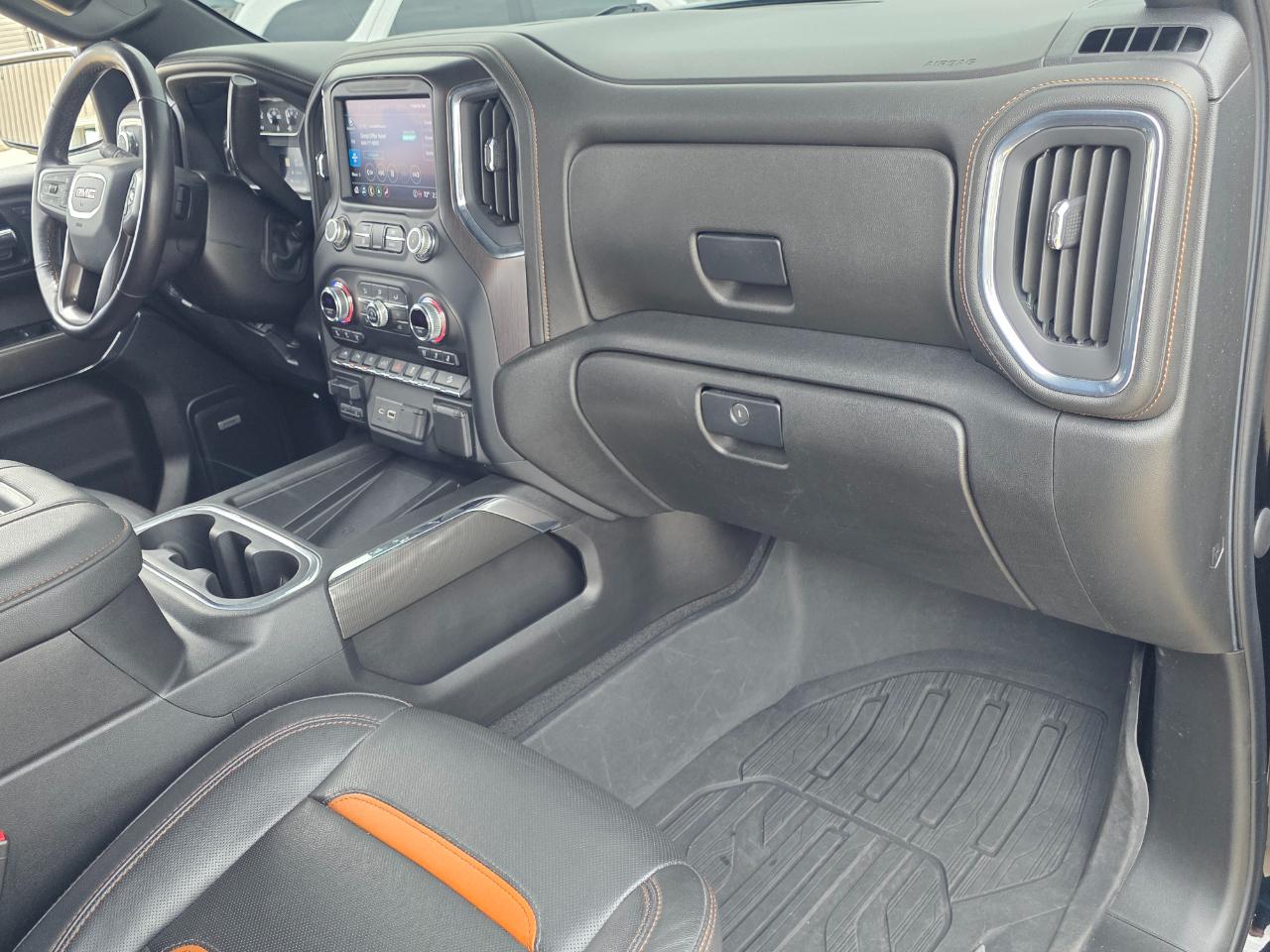 GMC Sierra 1500 Limited AT4 Crew Cab Short Box 4WD 2022