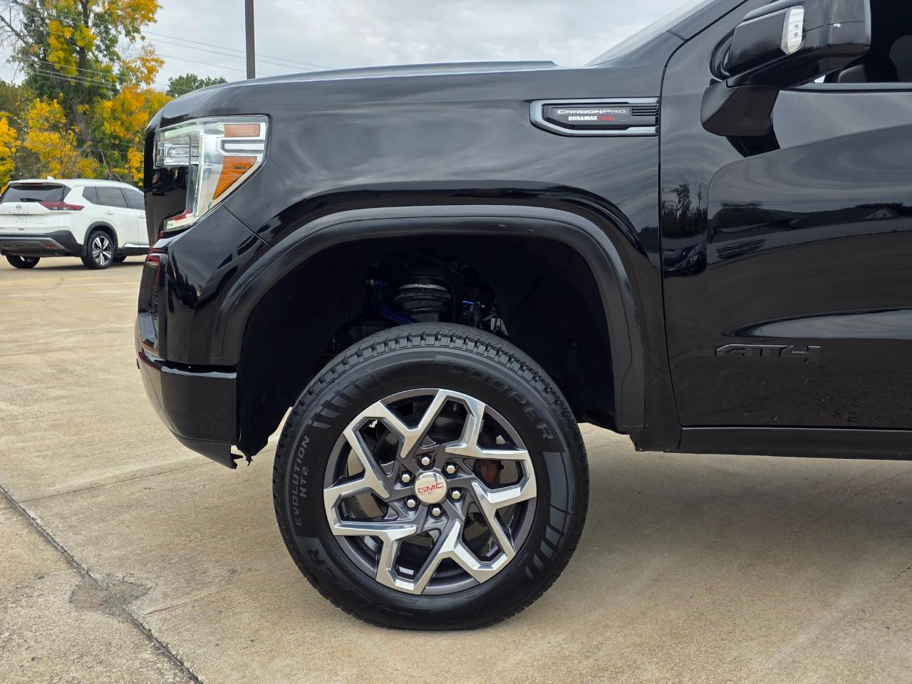 GMC Sierra 1500 Limited AT4 Crew Cab Short Box 4WD 2022