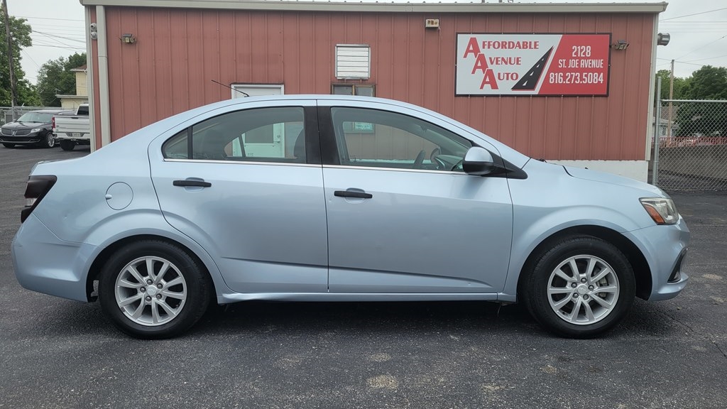 Chevrolet Sonic LT Auto Sedan 2017 Chevrolet Sonic LT Auto Sedan 2017