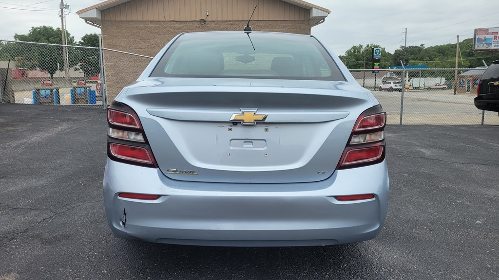 Chevrolet Sonic LT Auto Sedan 2017 Chevrolet Sonic LT Auto Sedan 2017