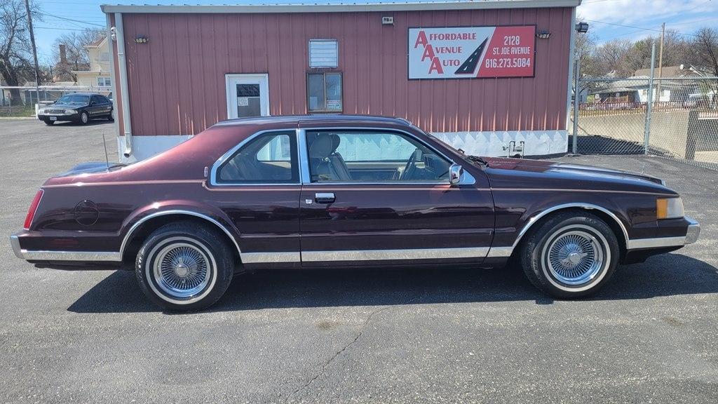 Lincoln Mark VII Bill Blass 1988