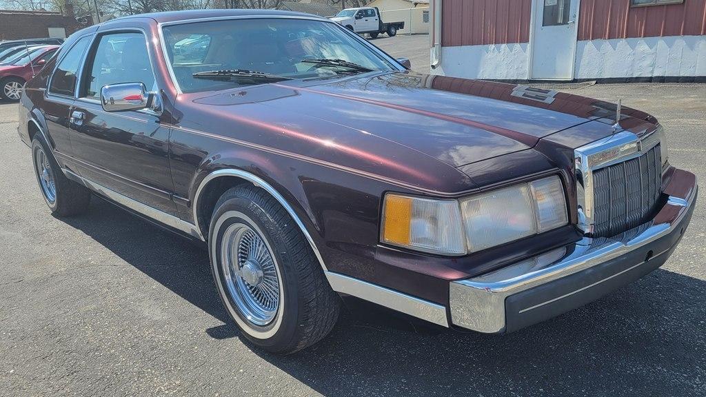 Lincoln Mark VII Bill Blass 1988