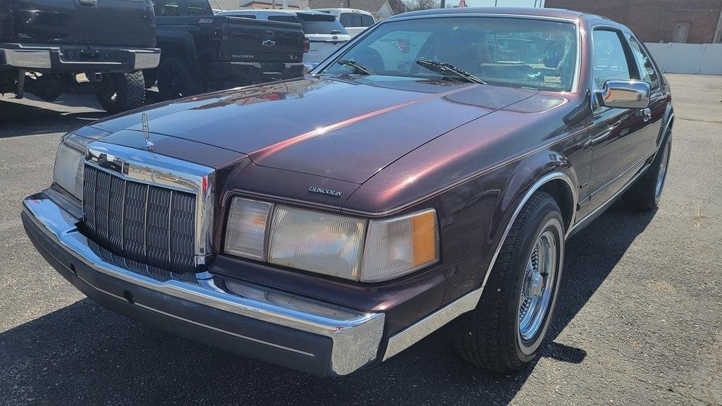 Lincoln Mark VII Bill Blass 1988