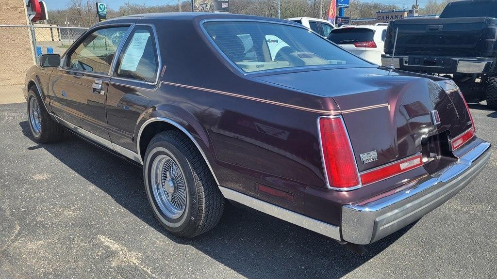 Lincoln Mark VII Bill Blass 1988