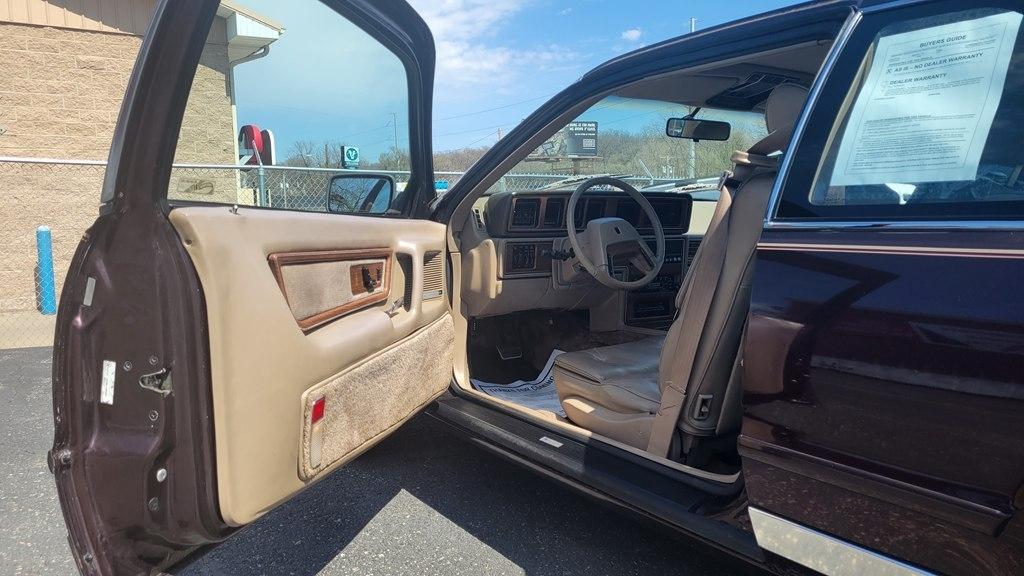 Lincoln Mark VII Bill Blass 1988