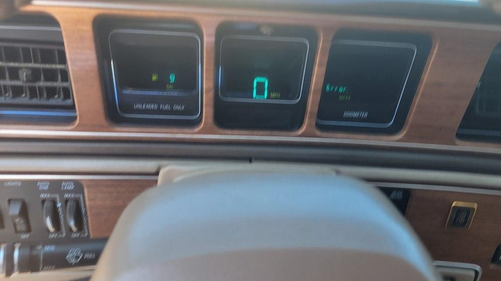 Lincoln Mark VII Bill Blass 1988