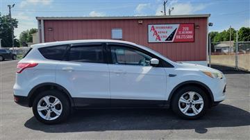 2014 Ford Escape FWD 4dr SE