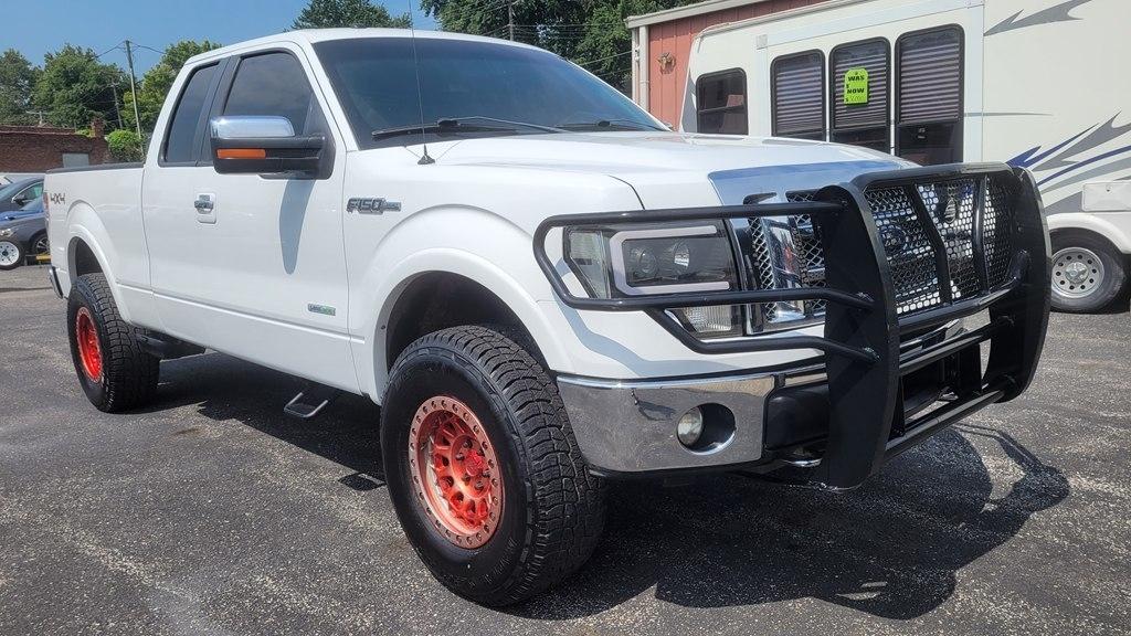 Ford F-150 4WD SuperCab 145" Lariat 2011
