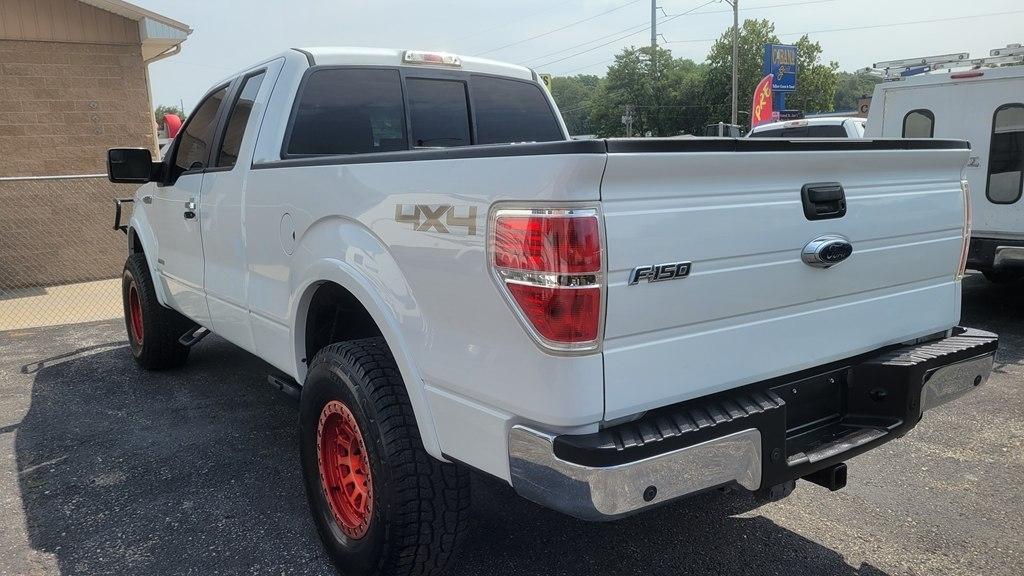 Ford F-150 4WD SuperCab 145" Lariat 2011