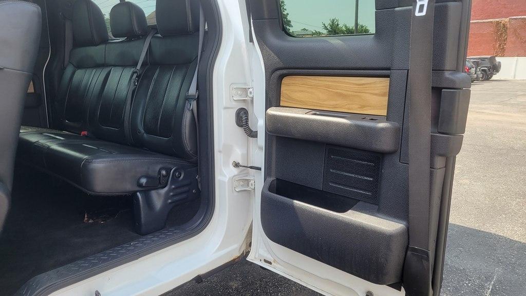 Ford F-150 4WD SuperCab 145" Lariat 2011