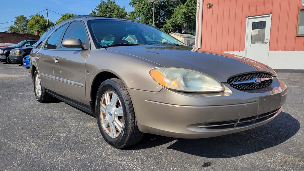 Ford Taurus Wagon SEL Deluxe 2003 Ford Taurus Wagon SEL Deluxe 2003