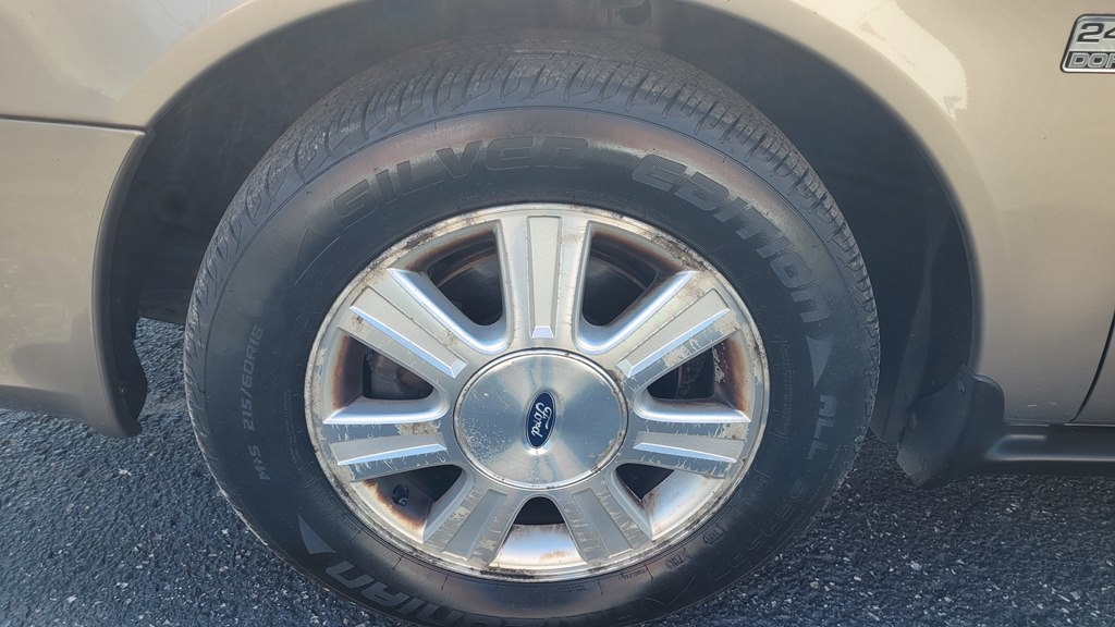 Ford Taurus Wagon SEL Deluxe 2003 Ford Taurus Wagon SEL Deluxe 2003