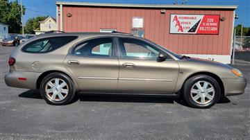2003 Ford Taurus Wagon SEL Deluxe