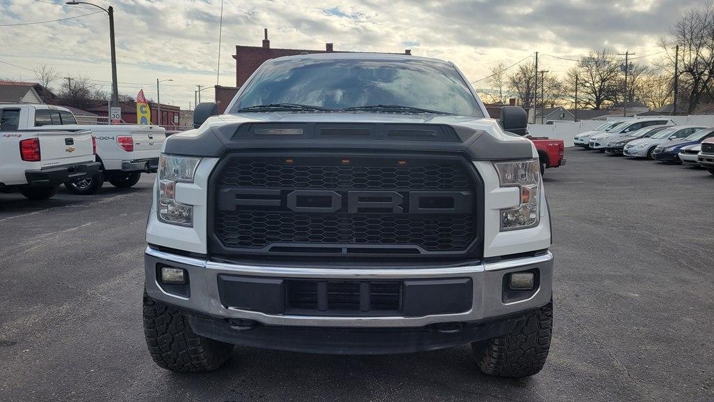 Ford F-150 XLT SuperCrew Short Bed 4WD 2017
