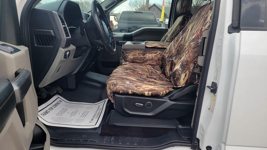 Ford F-150 XLT SuperCrew Short Bed 4WD 2017