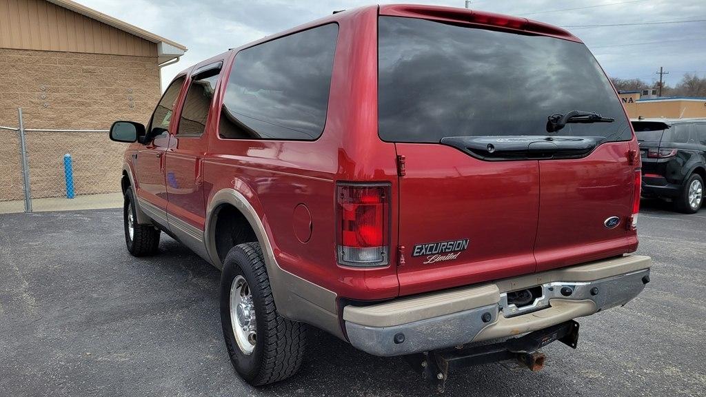 Ford Excursion 137" WB Limited 4WD 2001