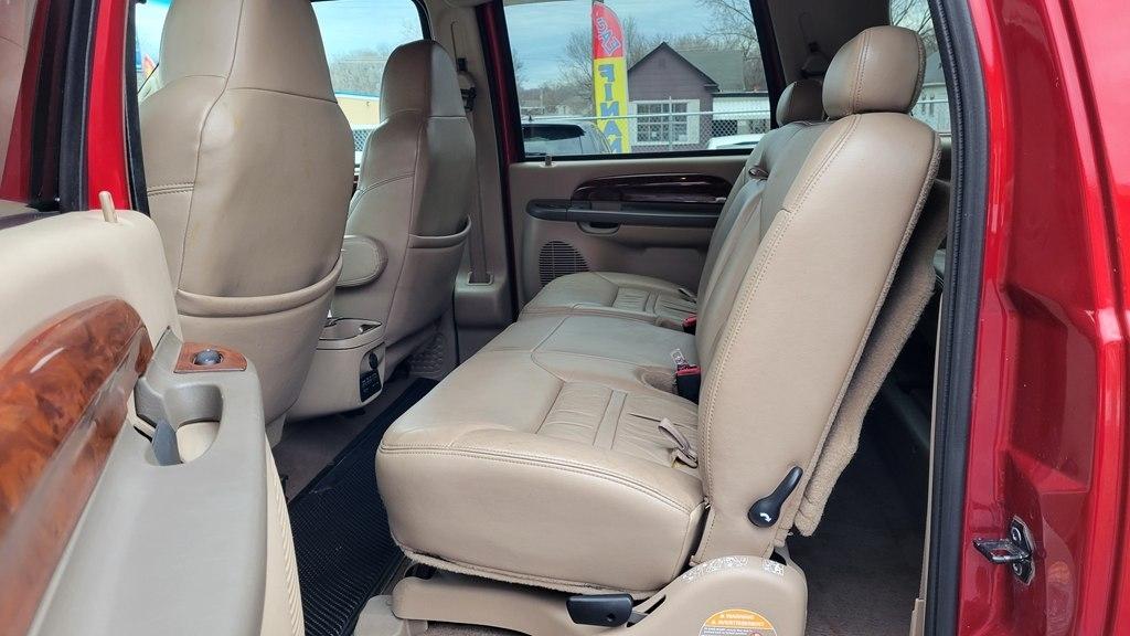 Ford Excursion 137" WB Limited 4WD 2001