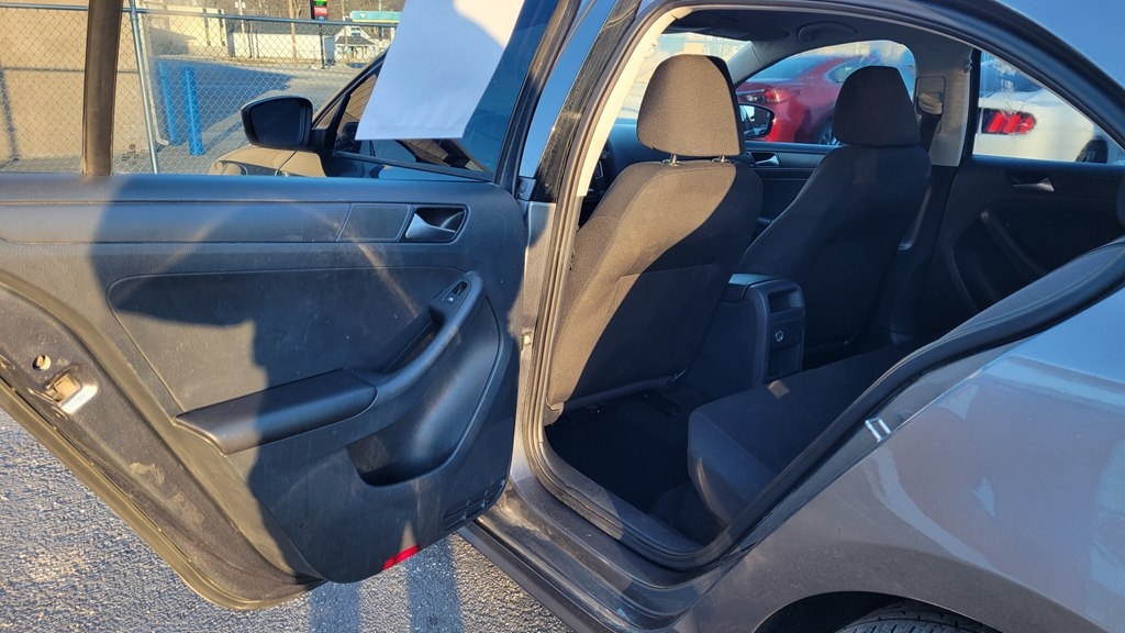 Volkswagen Jetta 1.4T S Auto 2016