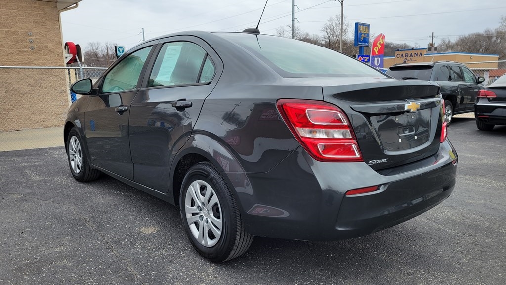 Chevrolet Sonic LS Auto Sedan 2019