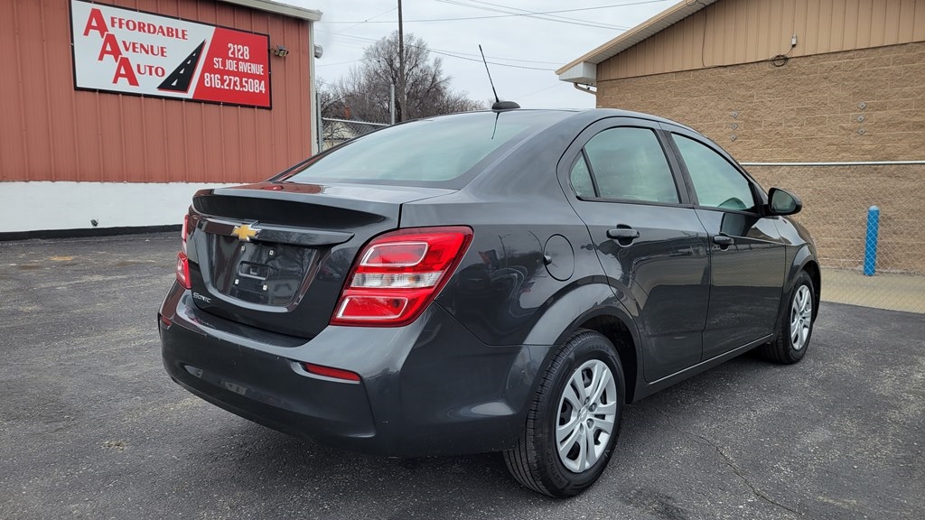 Chevrolet Sonic LS Auto Sedan 2019