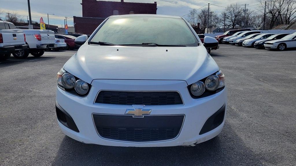 Chevrolet Sonic LT Auto 5-Door 2016