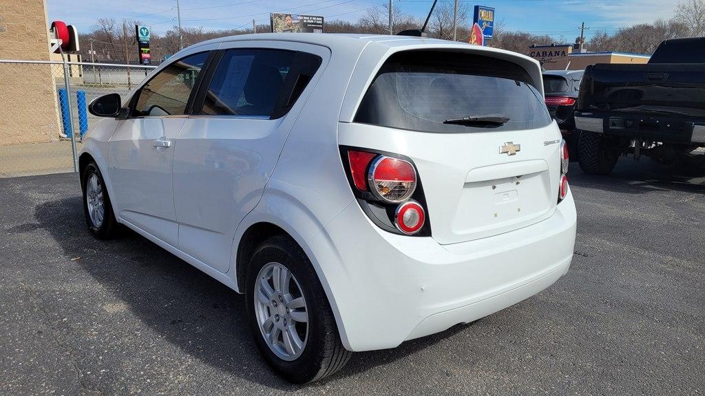 Chevrolet Sonic LT Auto 5-Door 2016