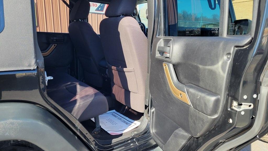 Jeep Wrangler Unlimited Sport 4WD 2013