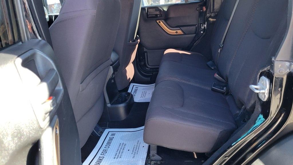 Jeep Wrangler Unlimited Sport 4WD 2013