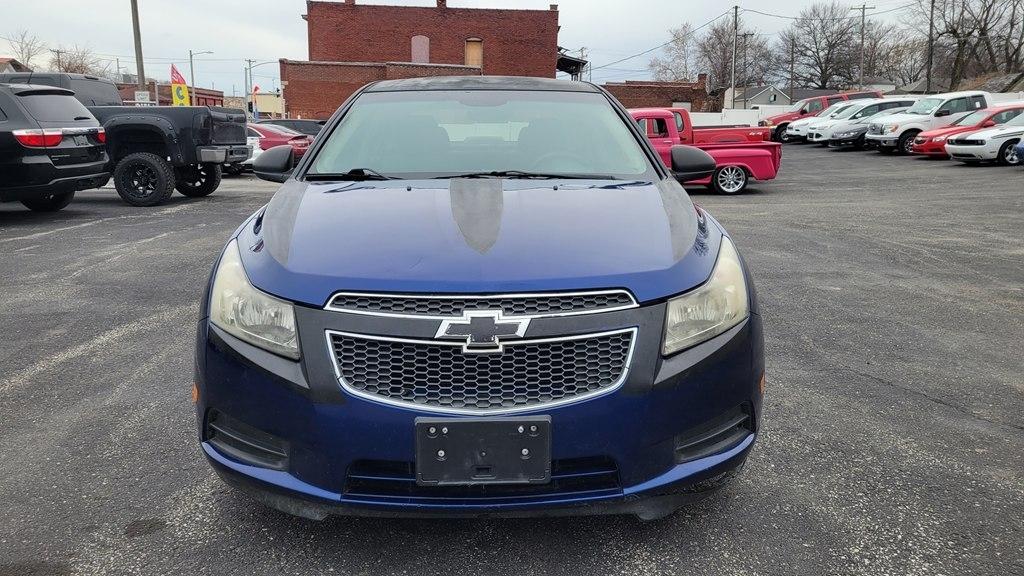 Chevrolet Cruze LS Auto 2013