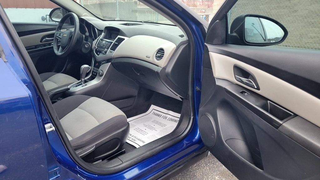 Chevrolet Cruze LS Auto 2013