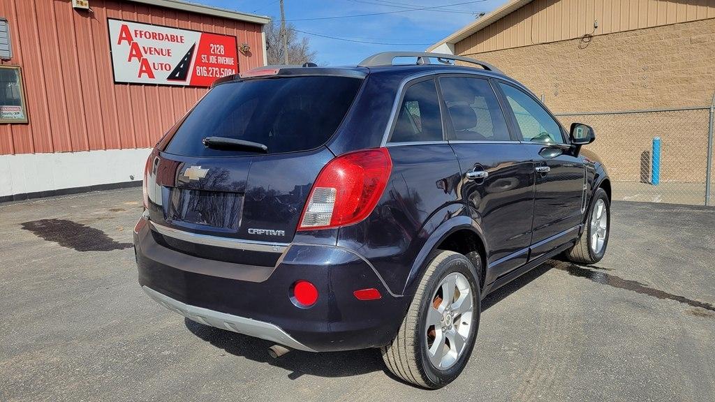 Chevrolet Captiva Sport LT 4D SUV FWD 2014