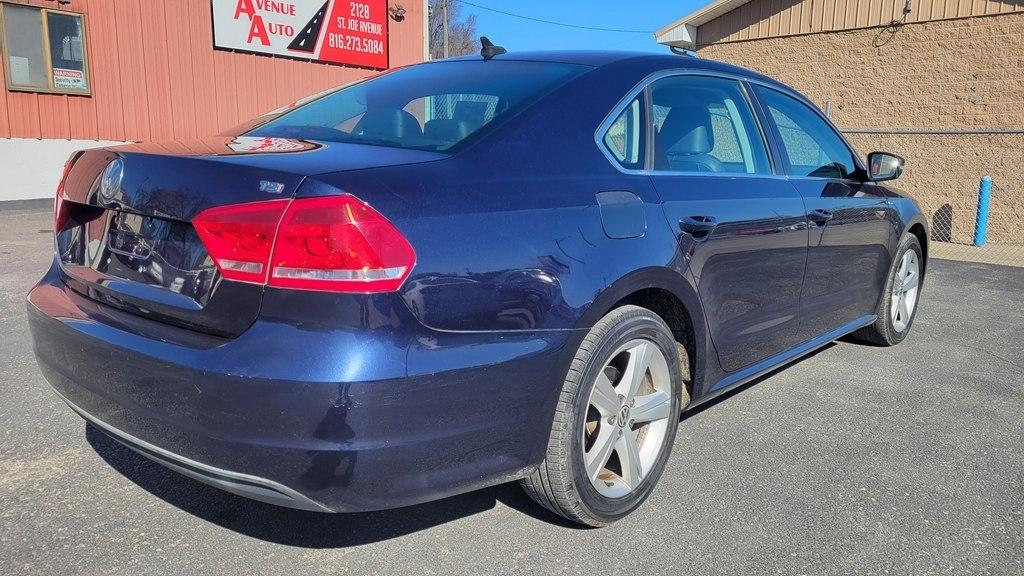 Volkswagen Passat 4dr Sdn 1.8T Auto Wolfsburg Ed PZEV 2014