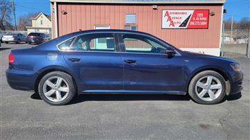 2014 Volkswagen Passat 4dr Sdn 1.8T Auto Wolfsburg Ed PZEV