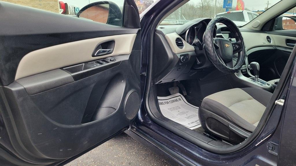 Chevrolet Cruze LS Auto 2014