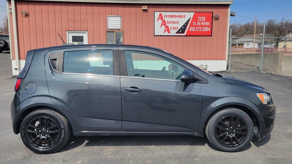 2015 Chevrolet Sonic LT Auto 5-Door