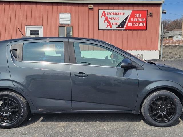 2015 Chevrolet Sonic LT Hatchback FWD