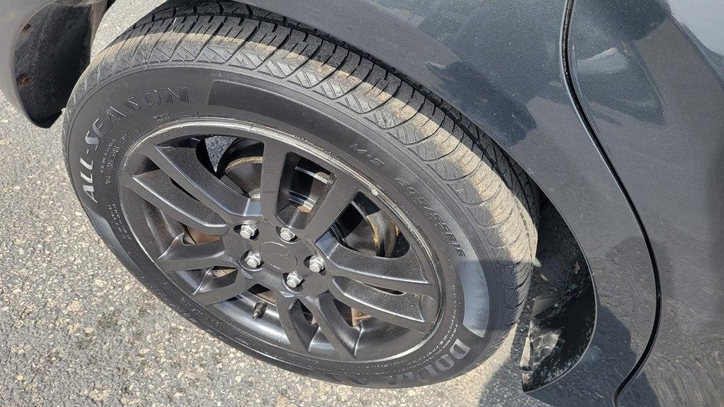 Chevrolet Sonic LT Auto 5-Door 2015