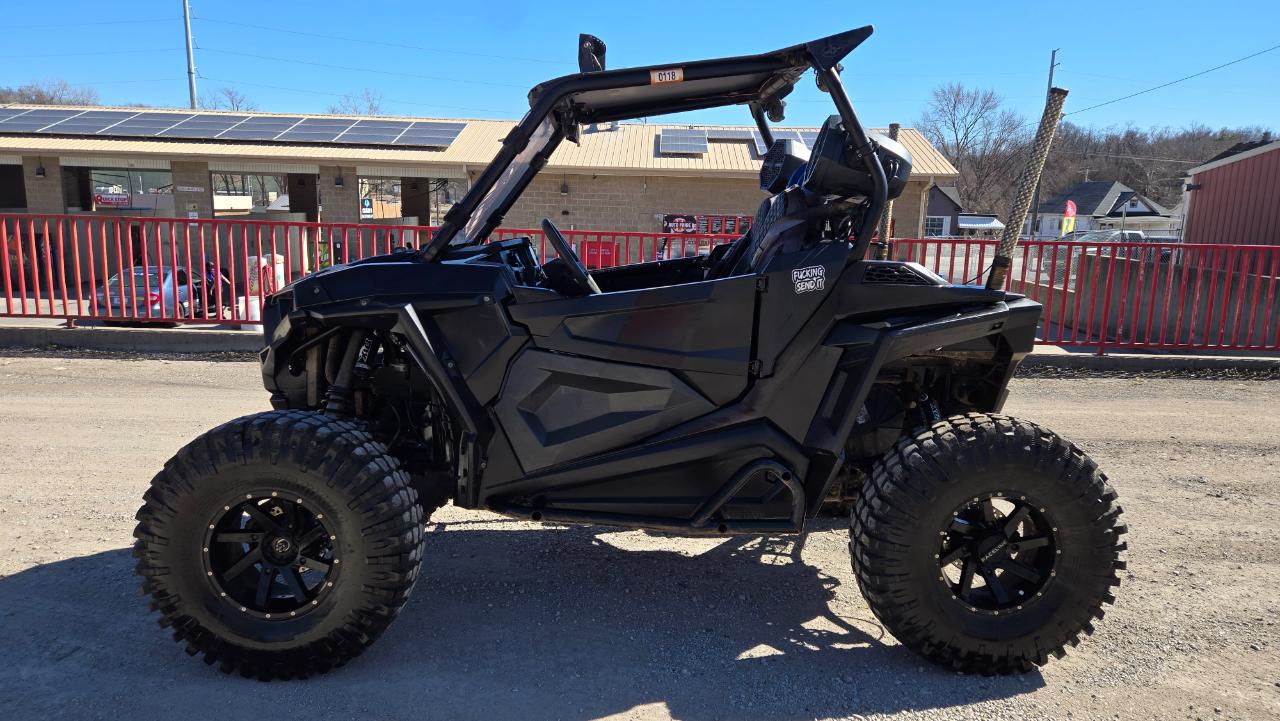 Polaris RZR S 900 EPS  2015