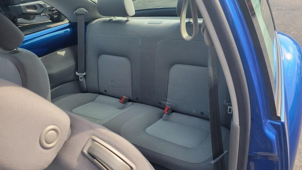 Volkswagen New Beetle  2005