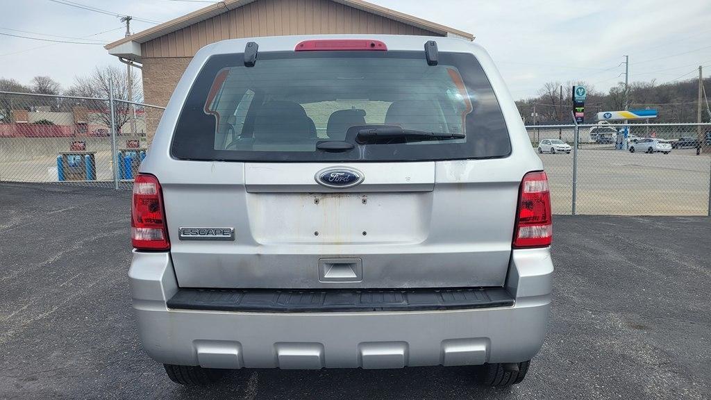 Ford Escape XLS FWD 2012