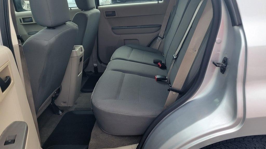 Ford Escape XLS FWD 2012