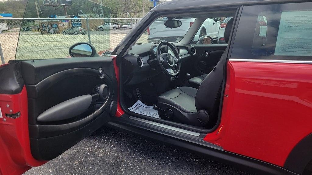 MINI Cooper 3-Door 2010