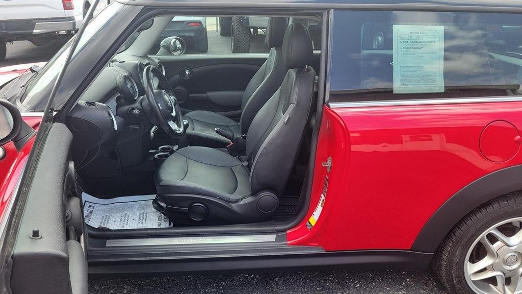 MINI Cooper 3-Door 2010