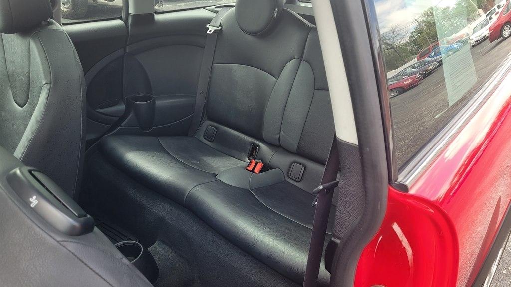 MINI Cooper 3-Door 2010