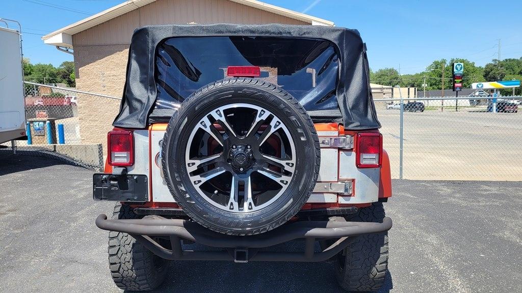 Jeep Wrangler 4WD 2dr Sahara 2009