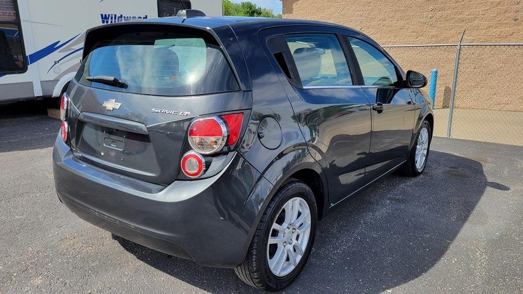Chevrolet Sonic 5dr HB Auto LT 2015