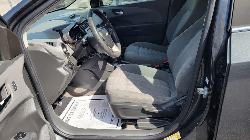 Chevrolet Sonic 5dr HB Auto LT 2015