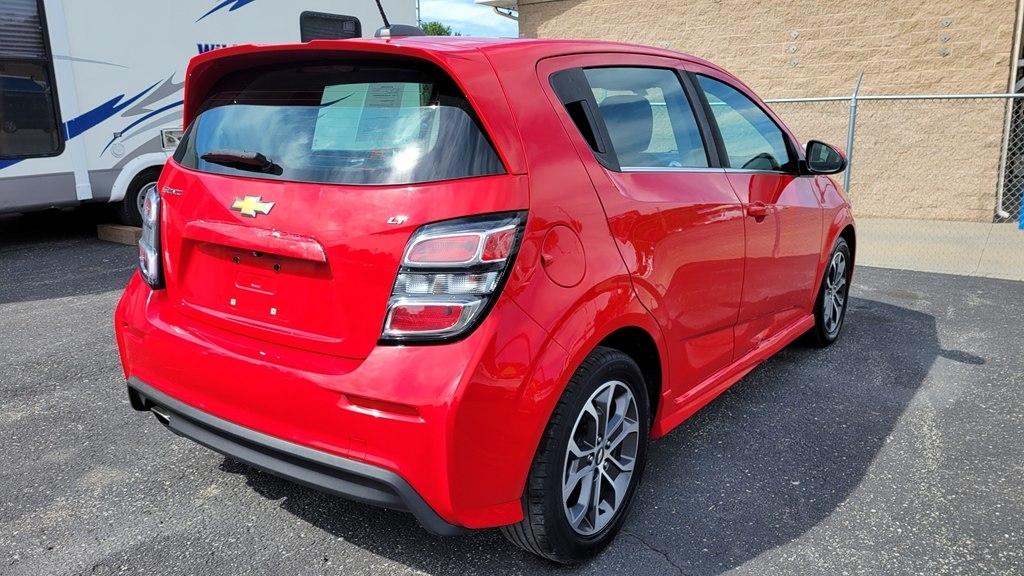 Chevrolet Sonic 5dr HB Auto LT w/1SD 2017